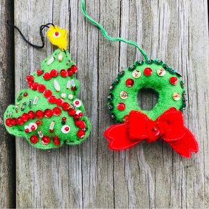 2 vintage handmade ORNAMENTS / Christmas Tree & Wreath / Felt Sequence